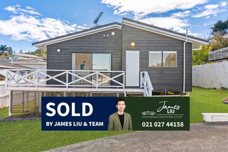 2/135 Spinella Drive, Bayview, Auckland - Carousel 1