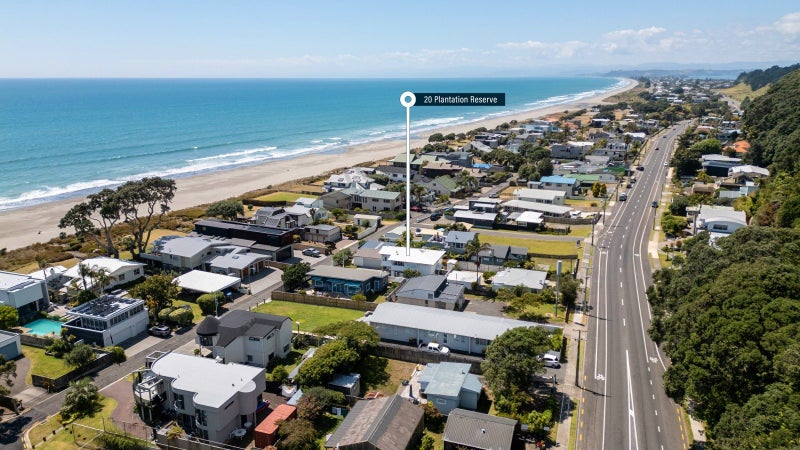 20 PLANTATION RESERVE, OHOPE - Carousel 1