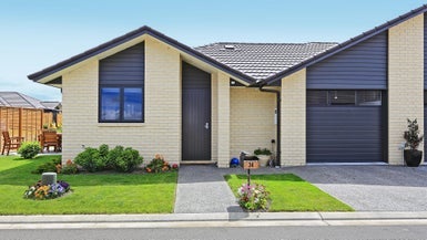 34/23 Matariki Avenue, Frimley, Hastings - Carousel 1