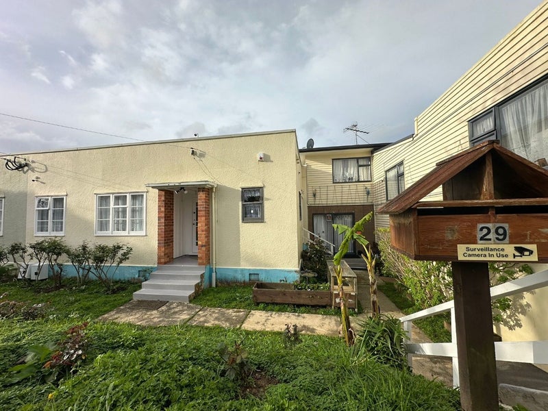 29 Cadman Avenue, Greenlane, Auckland - Carousel 11