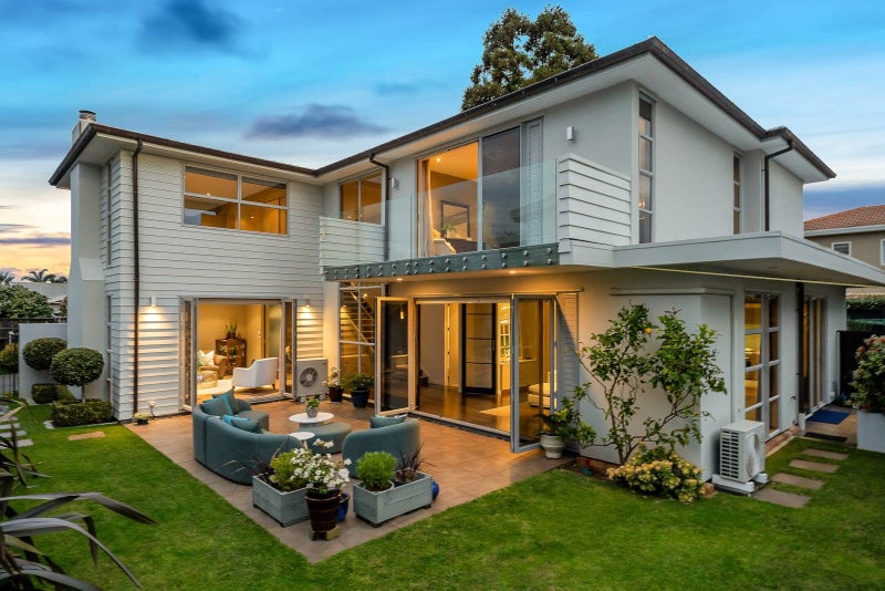 30 Torrance Street, Epsom, Auckland - Carousel 1