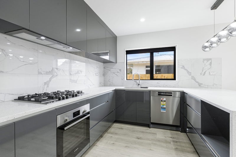 1B Lyndon Place, Manurewa, Auckland - Carousel 2