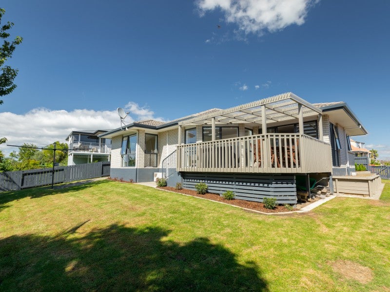 7 Tamworth Place, Gate Pa, Tauranga - Carousel 16