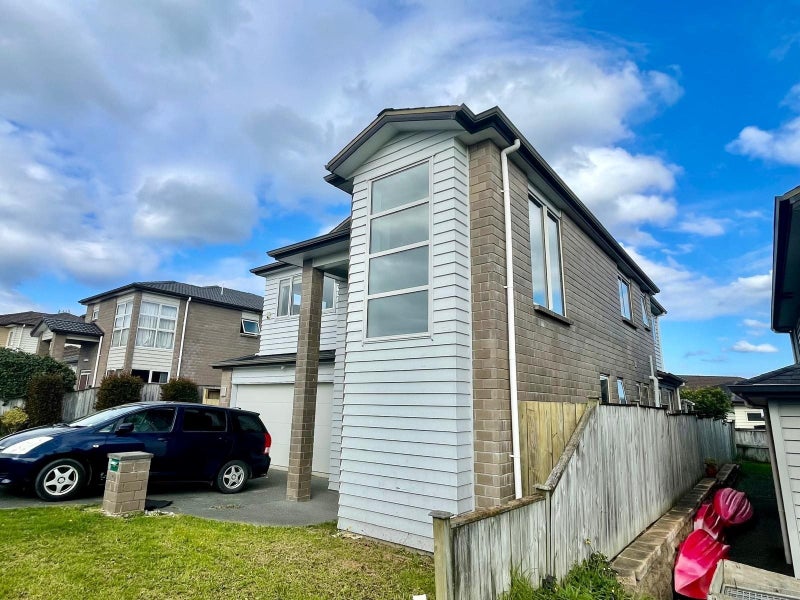 9 Kildare Road, Flat Bush, Auckland - Carousel 2