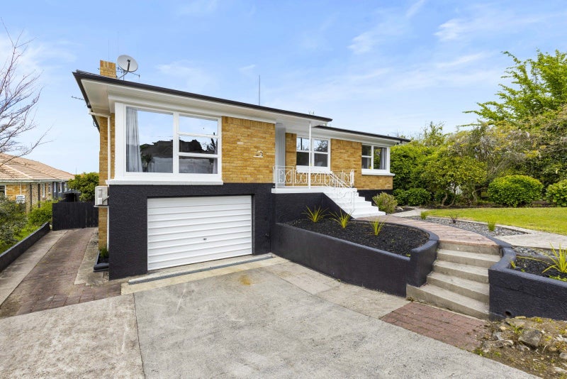 36 Dinsdale Road, Dinsdale, Hamilton - Carousel 1