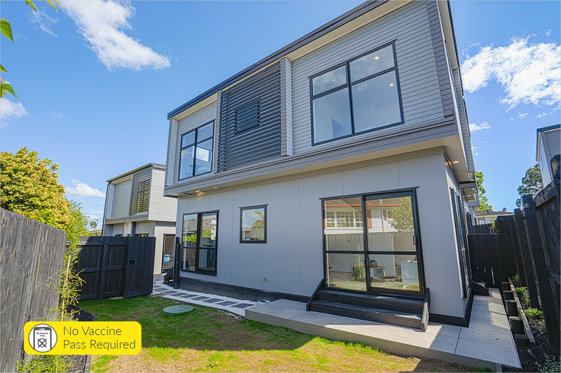 10C Edgar Pearce Place, Howick, Auckland - Carousel 1