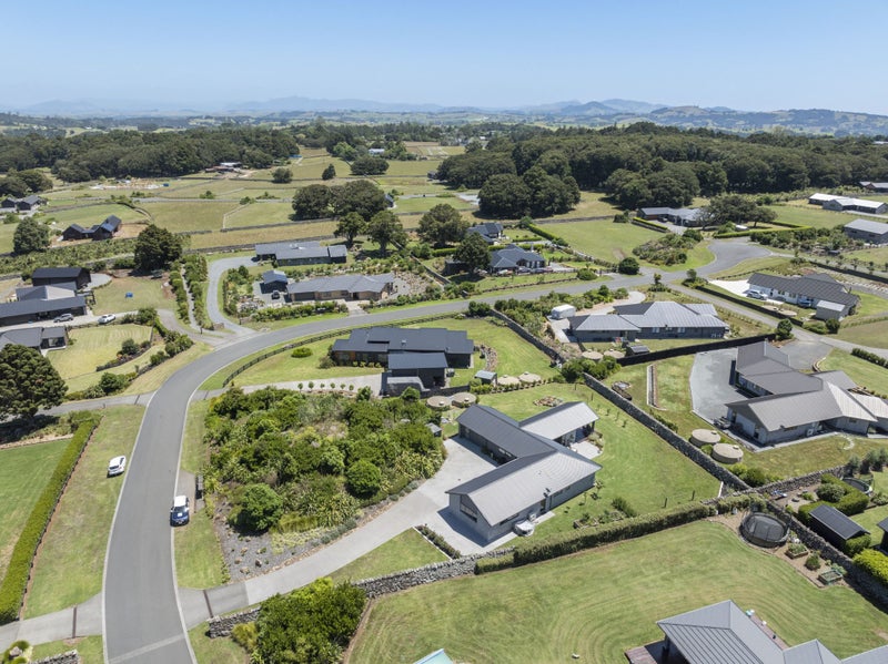 6 Capstone Place, Kamo - Carousel 20