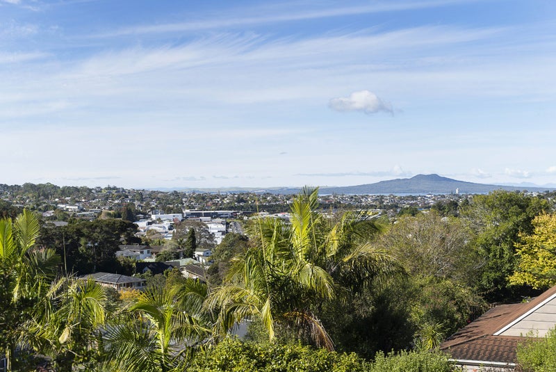 74A Ayton Drive, Totara Vale, Auckland - Carousel 2