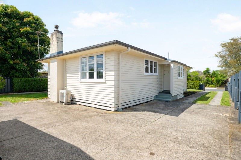 9 Coleridge Drive, Enderley, Hamilton - Carousel 2