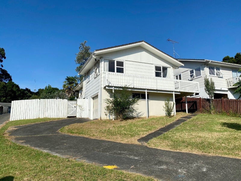 84 Salamanca Road, Sunnynook, Auckland - Carousel 1