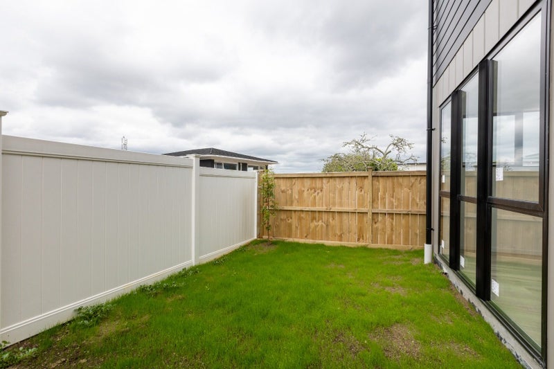 7/77 Glenmore Road, Sunnyhills, Auckland - Carousel 20