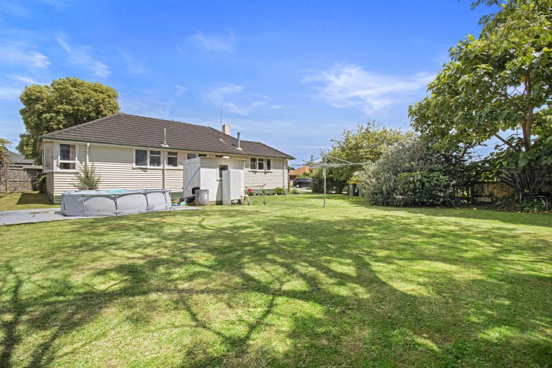 16 Hockin Place, Fairfield, Hamilton - Carousel 1