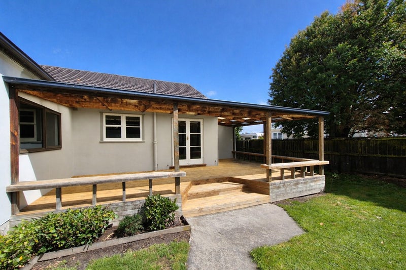 18 Christian Street, Bryndwr, Christchurch - Carousel 1
