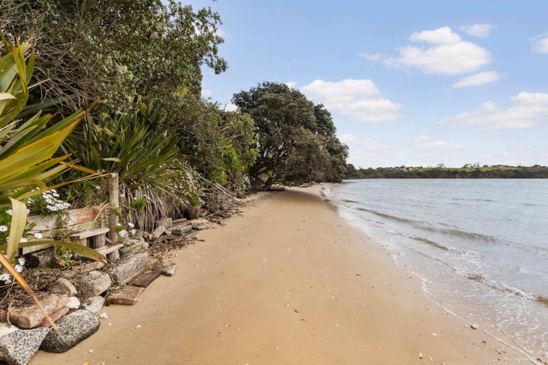 6 Sergeant Road, Waiuku - Carousel 2