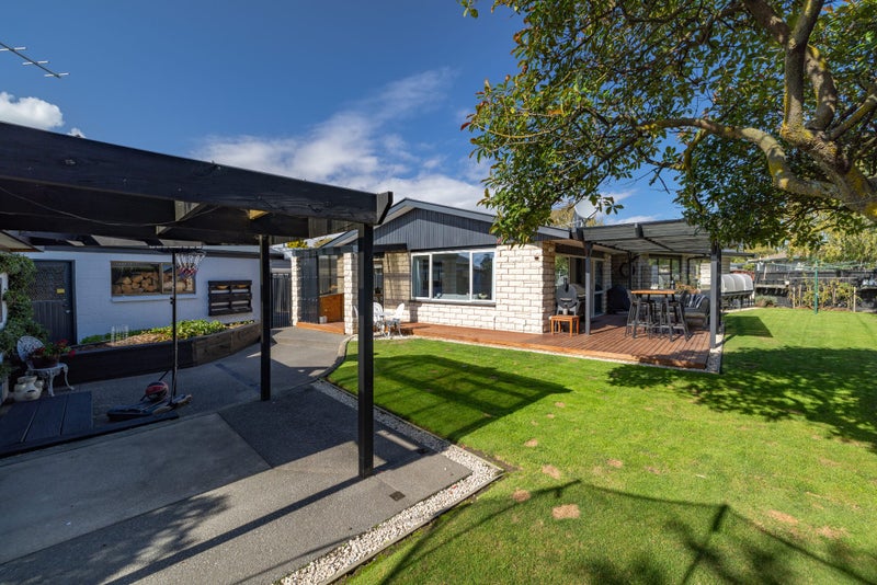 7 Tahi Place, Belfast, Christchurch - Carousel 2