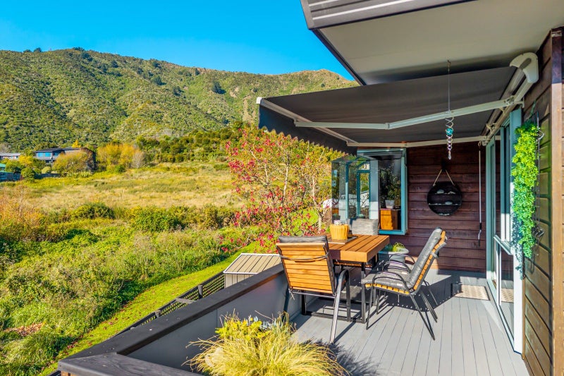 90 Moana View Road, Waikawa, Picton - Carousel 2