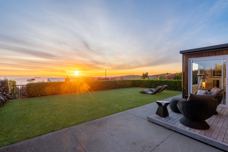 10 Teviotdale Way, Richmond Hill, Christchurch - Carousel 1