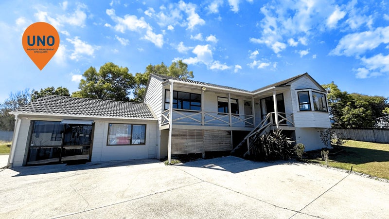 24 West Harbour Drive, West Harbour, Auckland - Carousel 1