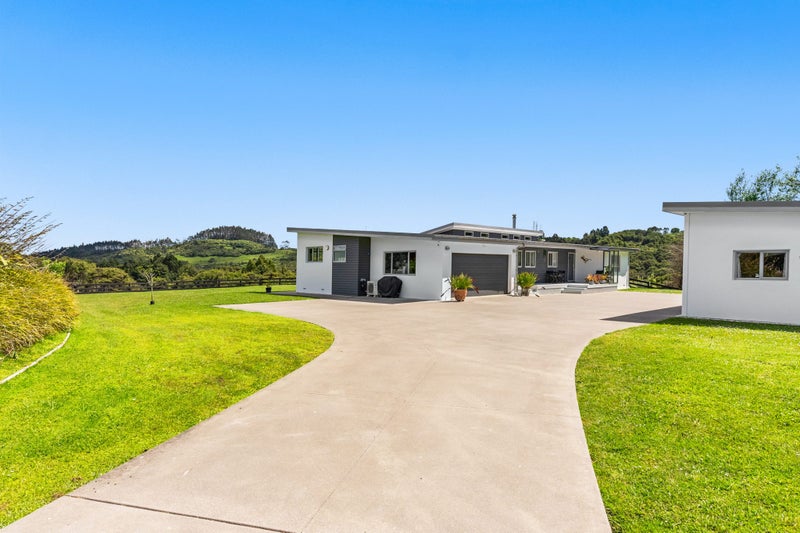 78 Judge Richardson Drive, Papakura - Carousel 1