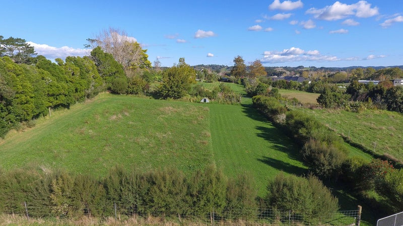 69 Crossbridge Road, Dairy Flat, Dairy Flat - Carousel 26