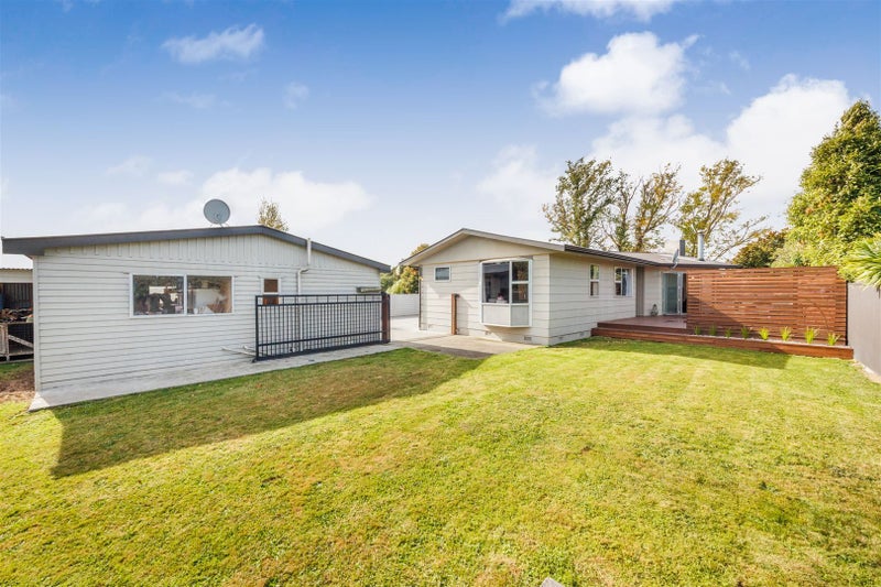 27 Kimberley Grove, Westbrook, Palmerston North - Carousel 1