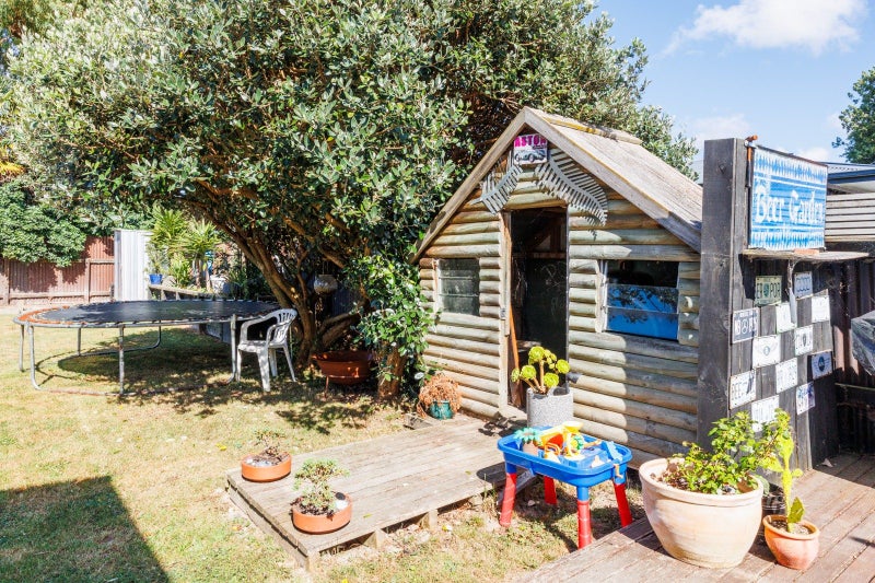 29 Stillwater Place, Westbrook, Palmerston North - Carousel 23