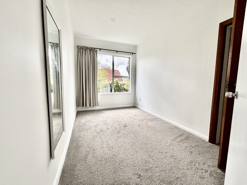 49A Fifth Avenue, Mount Albert, Auckland - Carousel 9