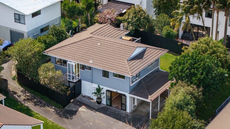 1/21 Leiden Place, Tōtara Vale, Auckland - Carousel 1