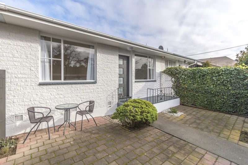 4/16 Holly Road, St Albans, Christchurch - Carousel 1