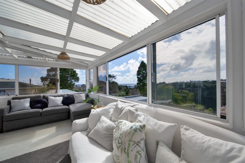 27 Wairau Road, Oakura, Oakura - Carousel 1