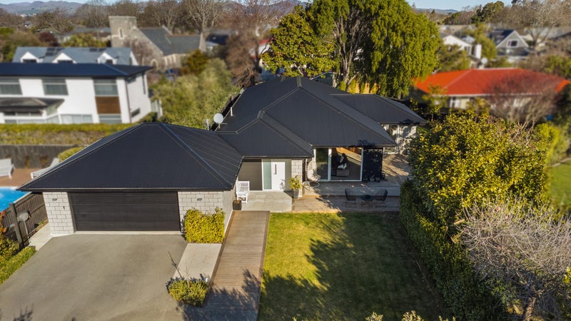 55A Bryndwr Road, Bryndwr, Christchurch - Carousel 1