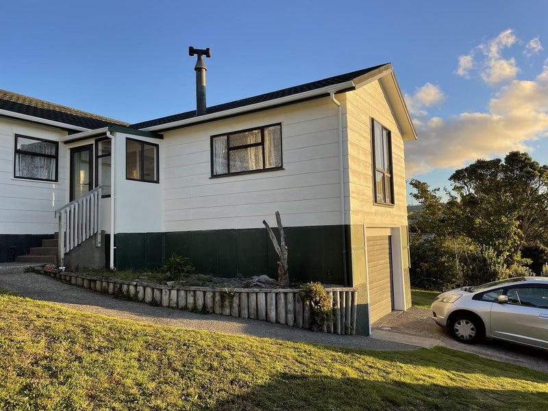 142 Mark Avenue, Grenada Village, Wellington - Carousel 2