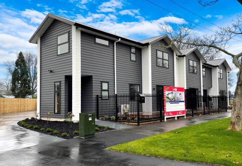 1/5 Arawa Street, Frankton, Hamilton - Carousel 1