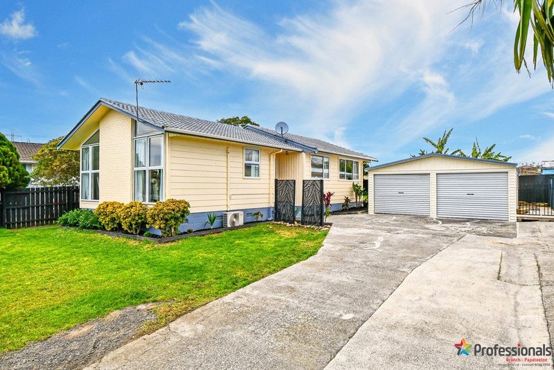 3 Serrano Place, Clover Park, Auckland - Carousel 1