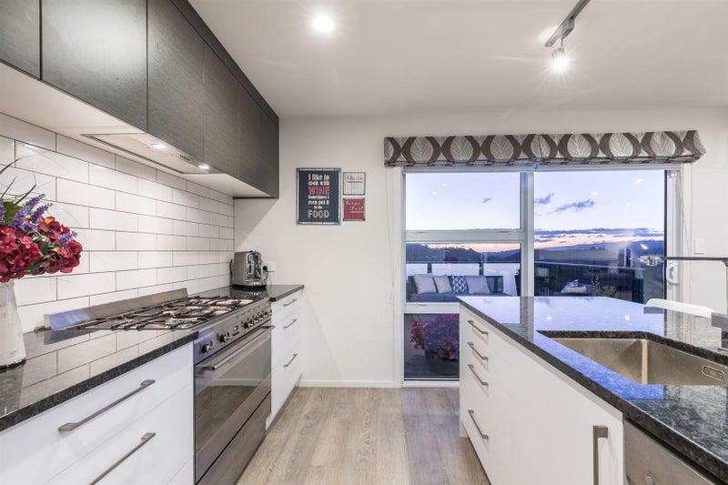 62 Endeavour Drive, Whitby, Porirua - Carousel 2