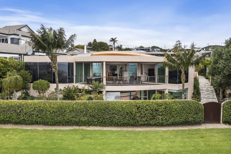 20 Pacific Parade, Army Bay, Whangaparaoa - Carousel 1