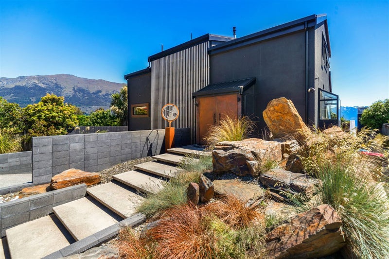 216 Lakeview Terrace, Wanaka - Carousel 2