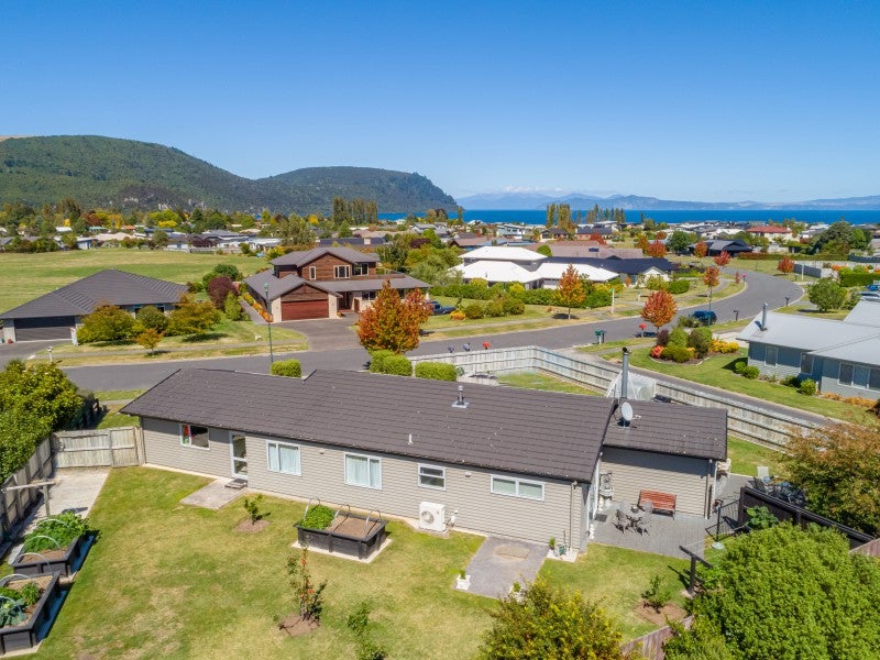 28 Montgomery Crescent, Taupo - Carousel 2