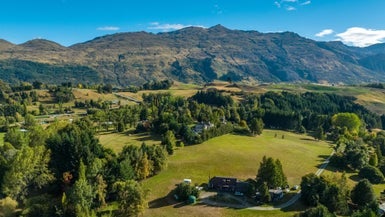 150 Dalefield Road, Dalefield, Queenstown - Carousel 1