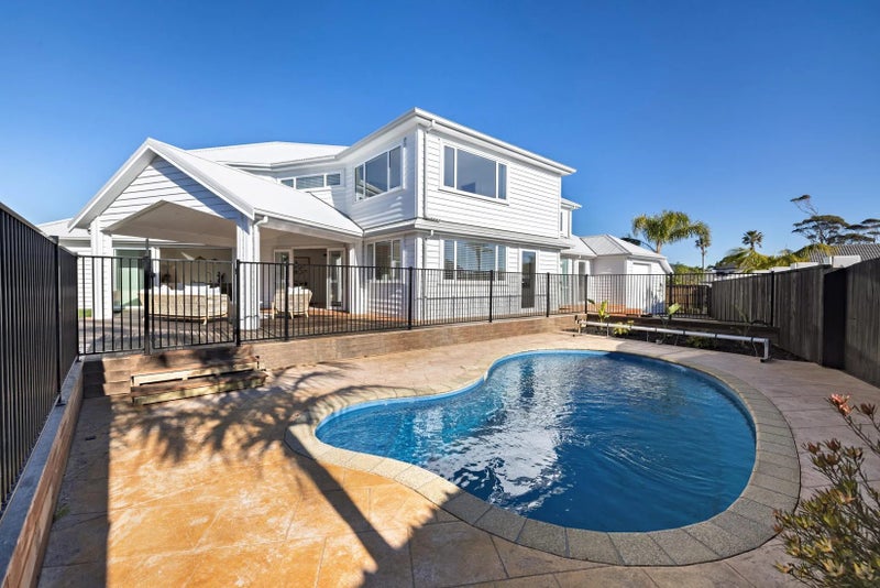 16 Seychelles Drive, Papamoa Beach, Papamoa - Carousel 1