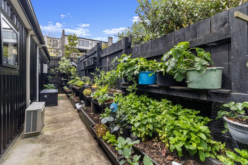 1/34 Regent Street, Devonport, Auckland - Carousel 8