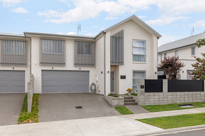 43 Kauri Point Drive, Rototuna North, Hamilton - Carousel 1