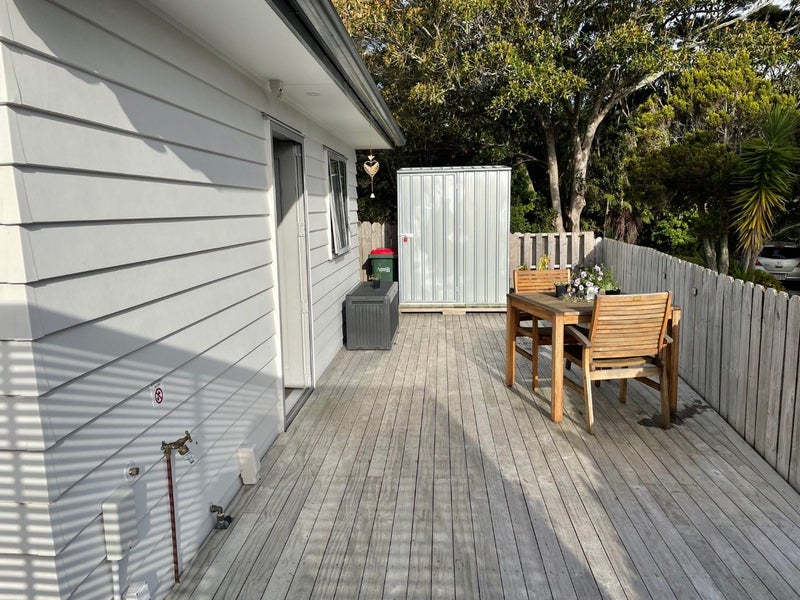 38 Powrie Street, Glenfield, Auckland - Carousel 20