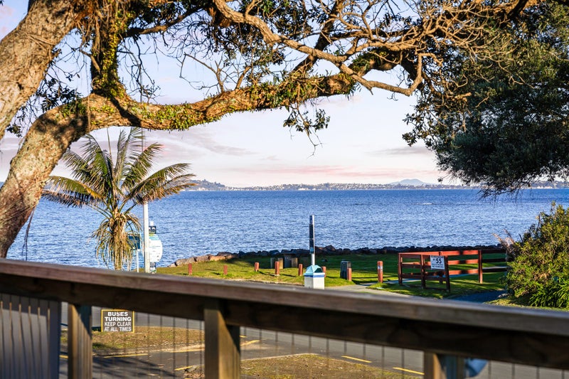 54 Waiwera Road, Waiwera, Orewa - Carousel 1