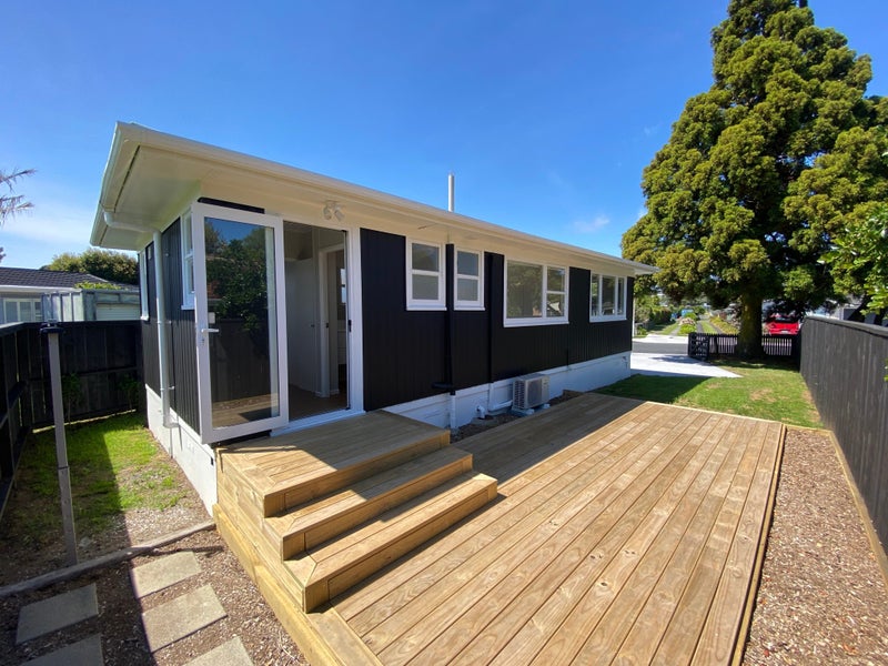 63 The Circle, Manly, Whangaparaoa - Carousel 1