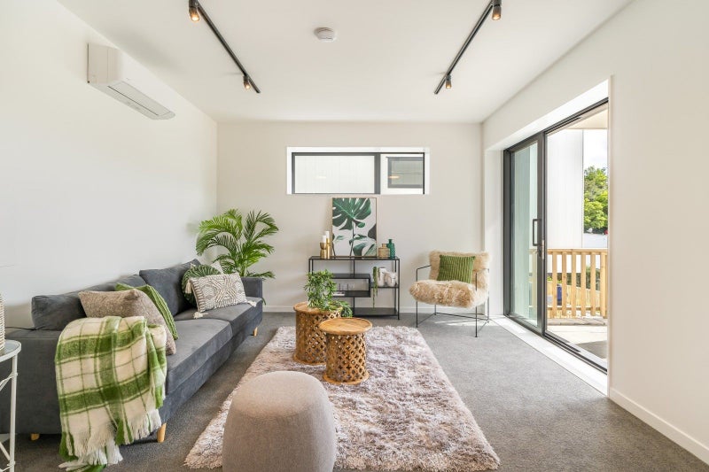 2/67 Tiketike Way, Brooklyn, Wellington - Carousel 2