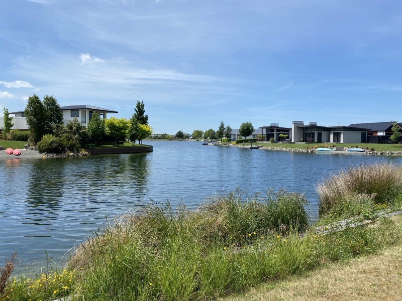 10 Witney Lane, Huntingdon - Carousel 1