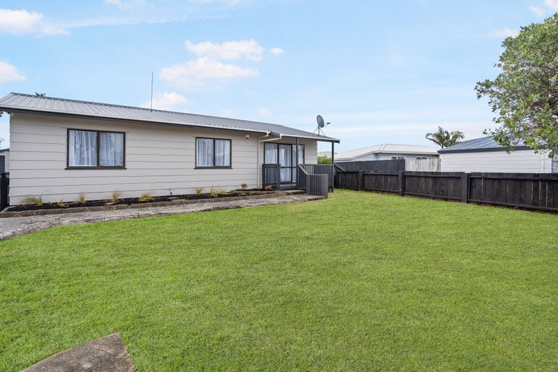 47 Templeton Place, Clendon Park, Auckland - Carousel 20
