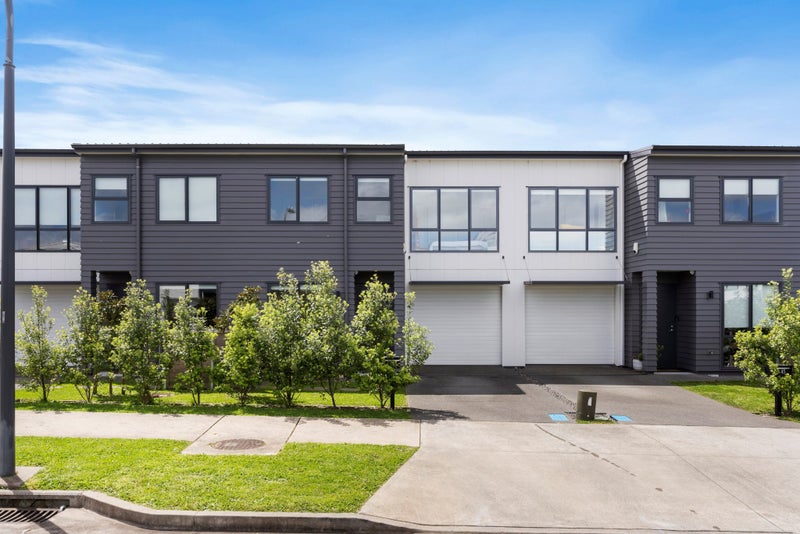 47 Lusitano Drive, Karaka, Papakura - Carousel 1