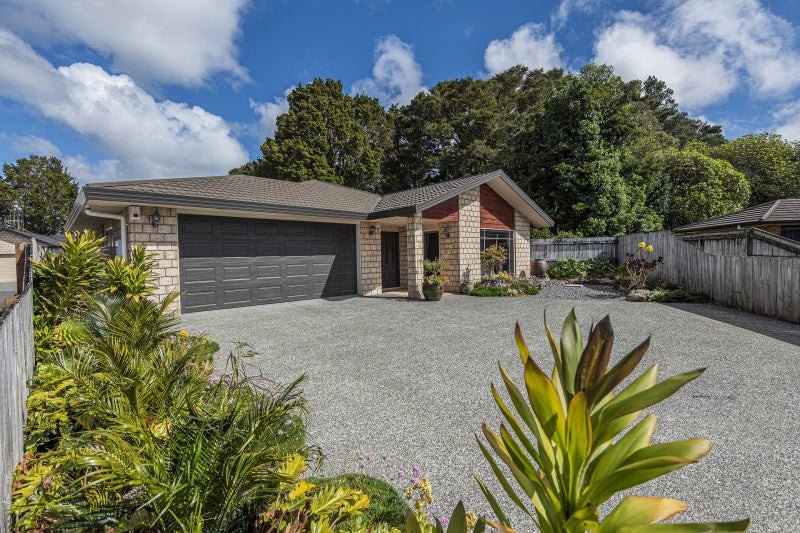 10 Sequoia Place, Kamo, Whangarei - Carousel 1